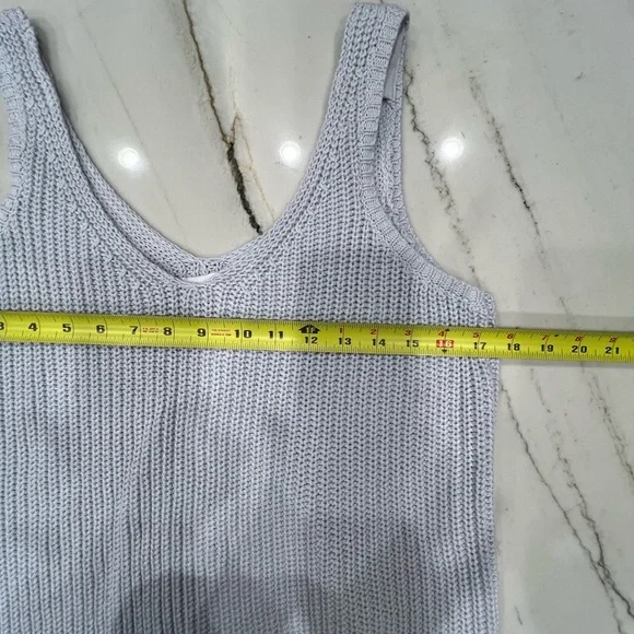 John & Jenn Ava Light blue sweater tank. Size L. NWT. - Picture 3 of 7